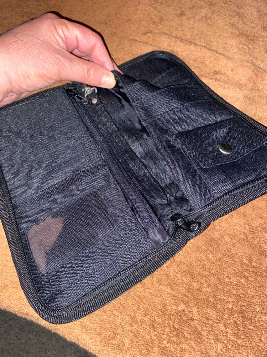 Kodiak Black Wallet image indicator(3)