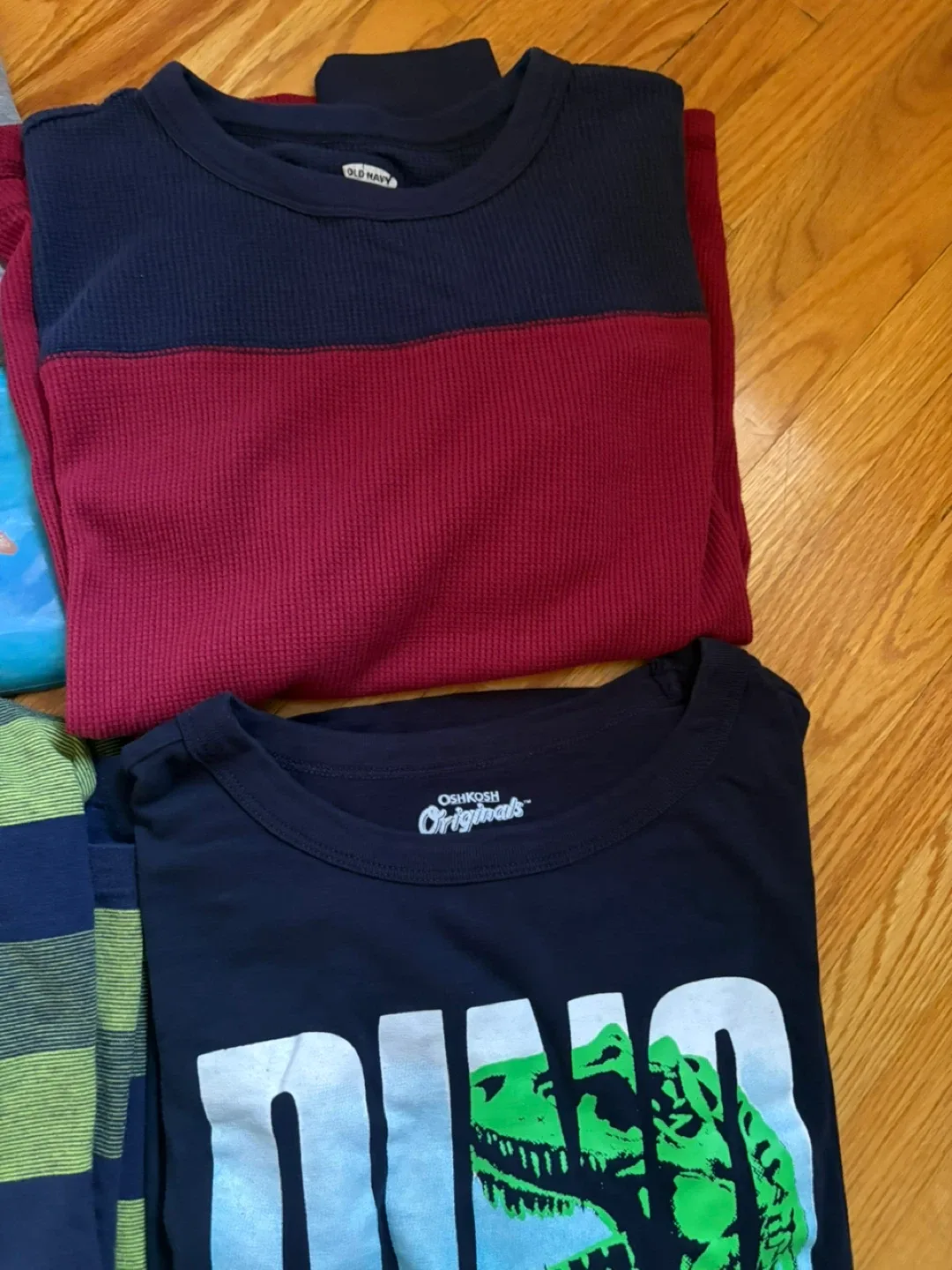 Kids' T-Shirt Bundle - Carter's, Old Navy, OshKosh - Size 10/12 image indicator(3)