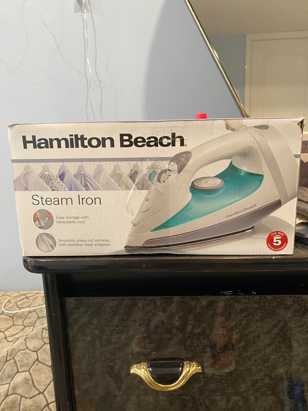 Hamilton Beach Steam Iron w/ Retractable Cord