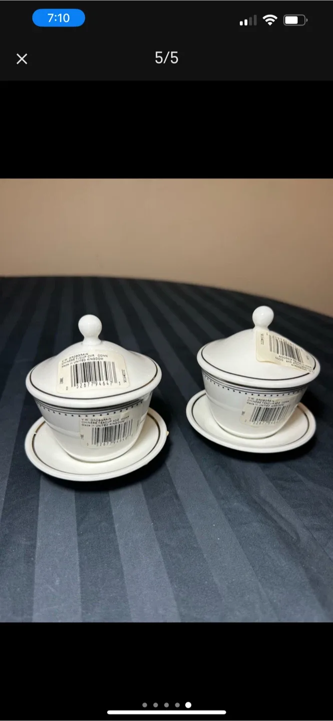 Vera Wang Wedgwood Grosgrain Sugar Bowls with Lids image indicator(5)