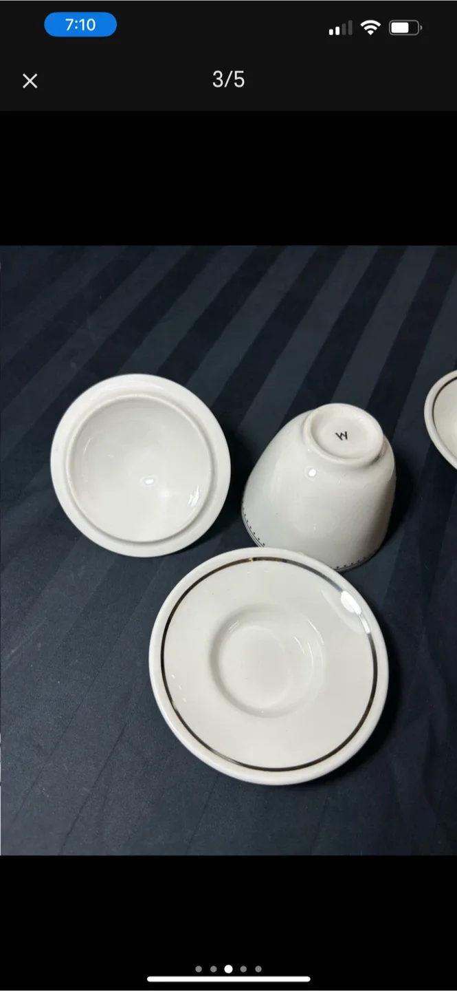 Vera Wang Wedgwood Grosgrain Sugar Bowls with Lids image indicator(3)