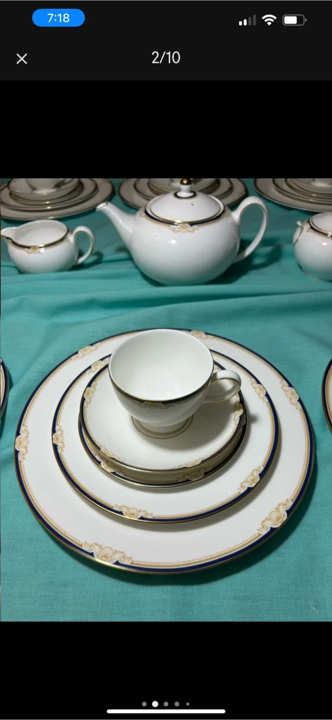Wedgwood Cavendish R4680 Bone China Dinner Serving set image indicator(2)