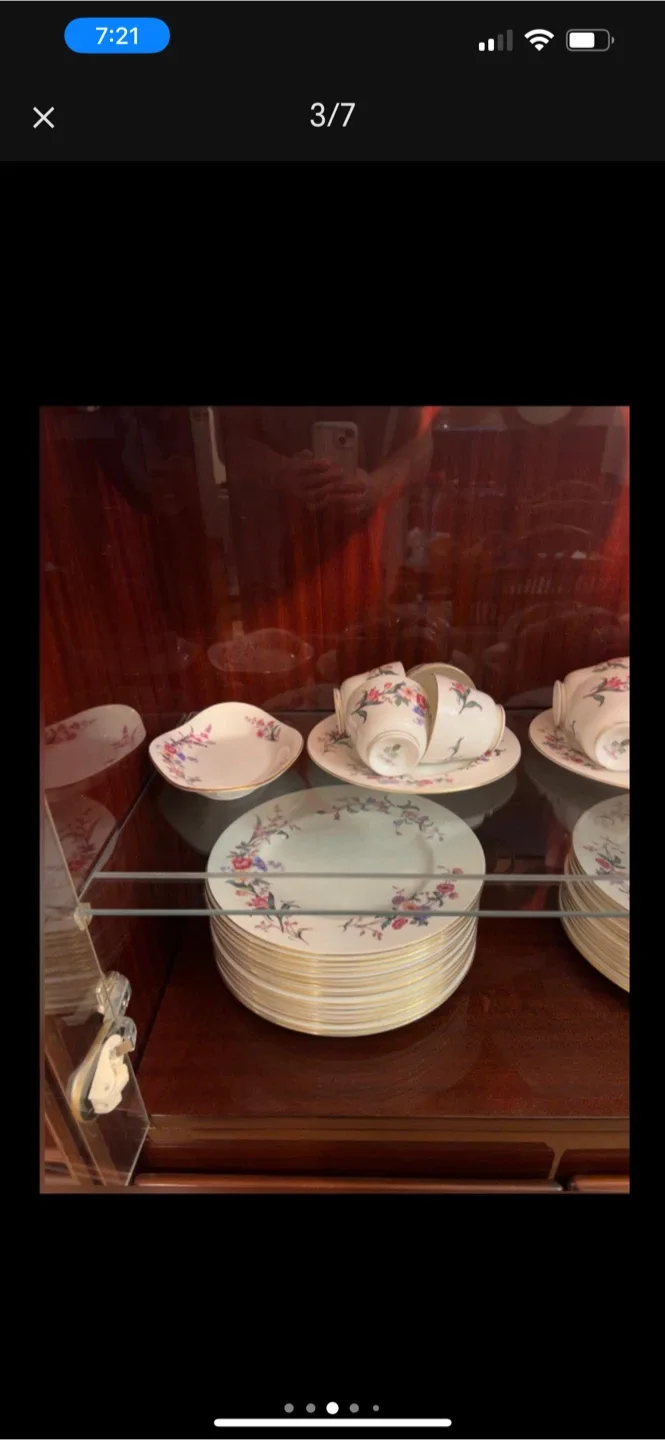 Vintage Wedgwood Floral Tea Set with Plates and Teapot image indicator(3)