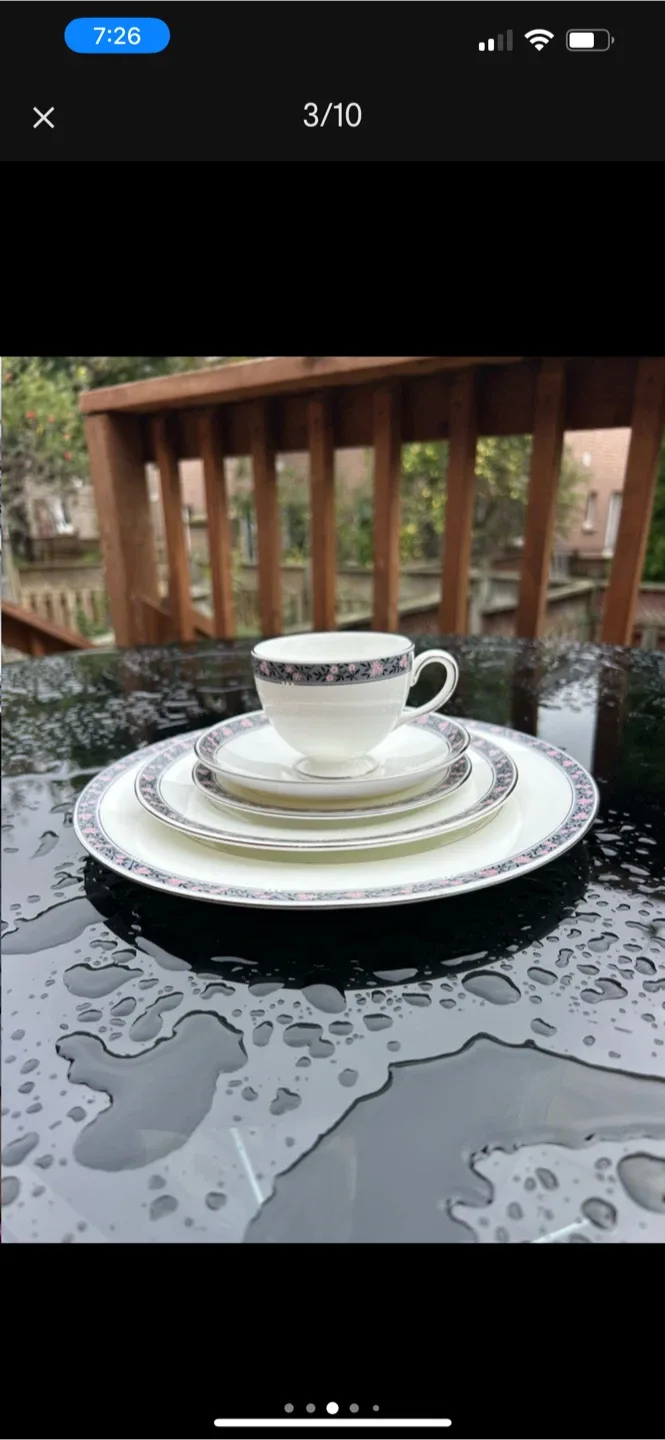 Wedgwood Fairmont Bone China Dinnerware Set image indicator(3)