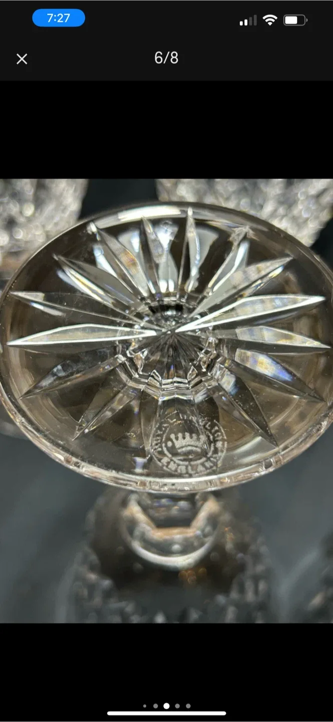 Set of 5 Pre-owned Red Wine Glasses by ROYAL DOULTON image indicator(6)