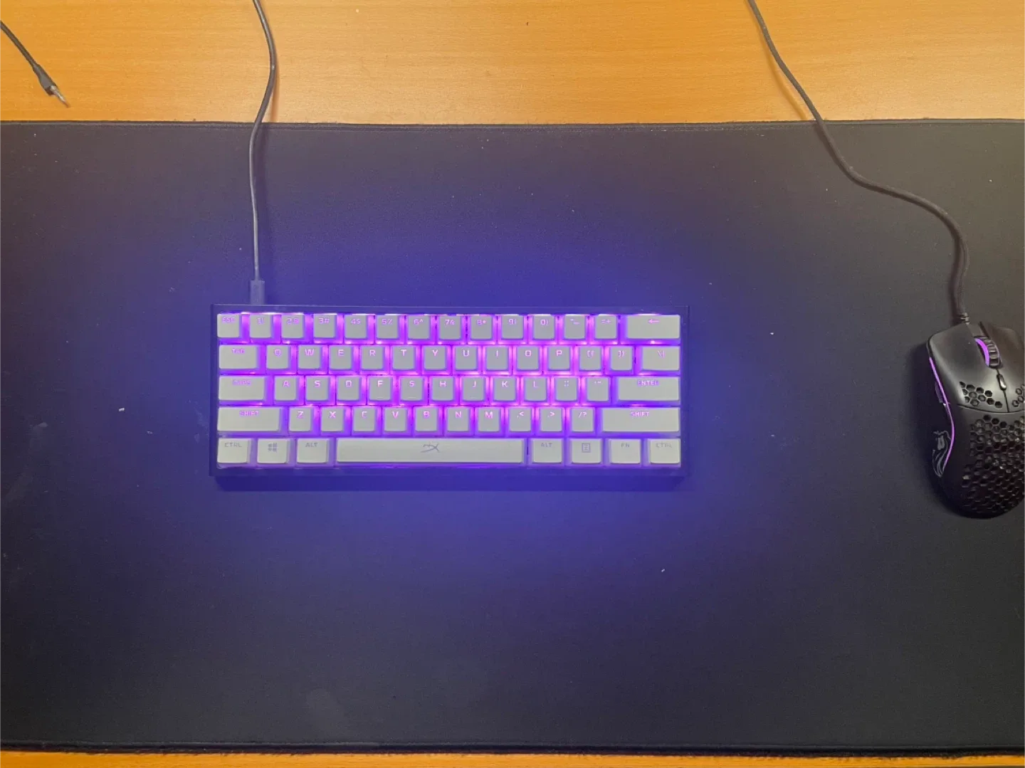 Gaming PC, Monitor, Keyboard, Mouse, Headset image indicator(4)