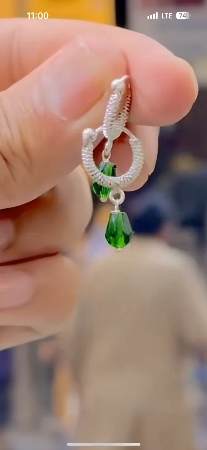 Green Dangle Earrings image indicator(2)