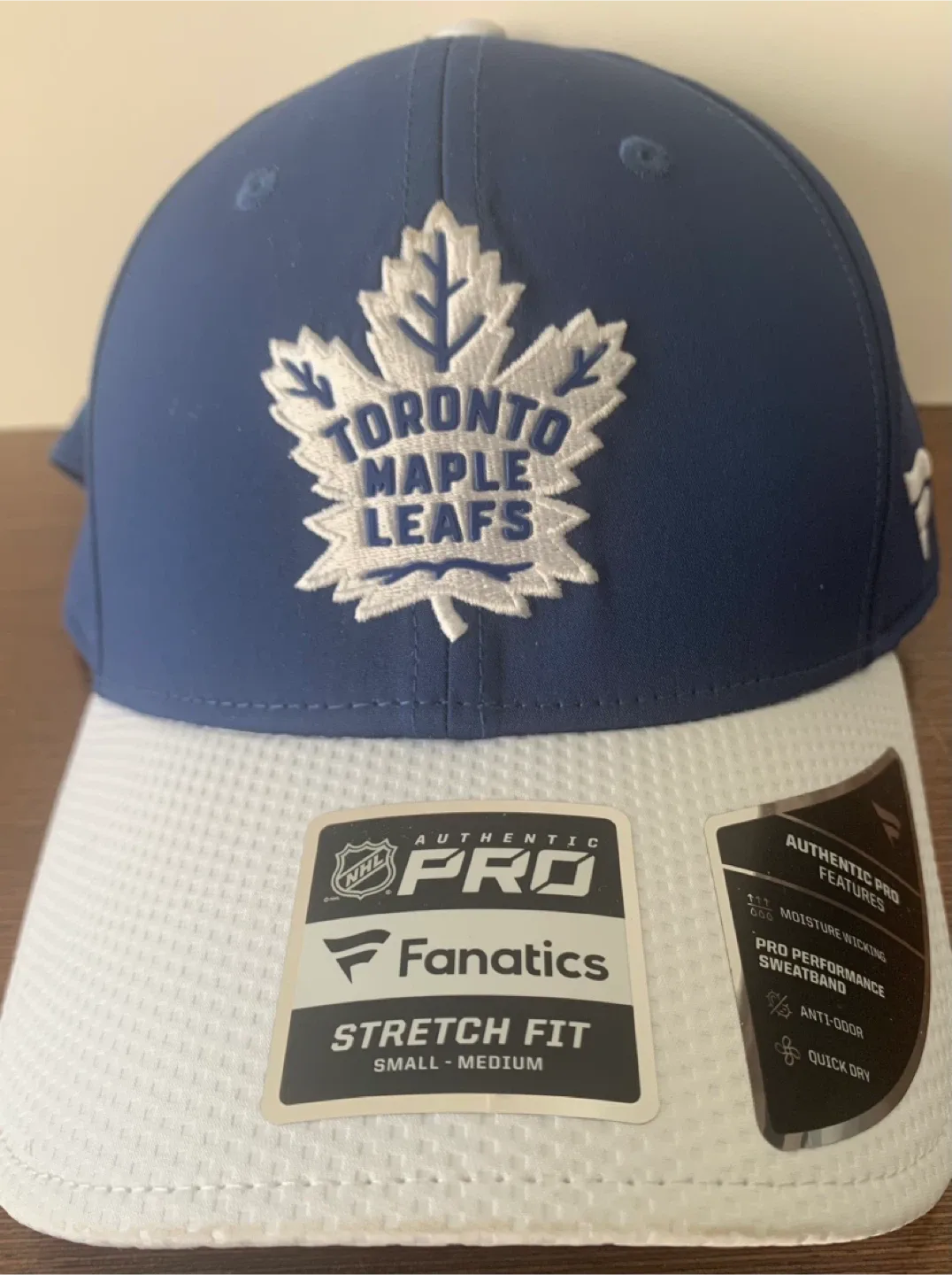 Toronto Maple Leafs Fanatics Stretch Fit Hat (S/M) image indicator(4)