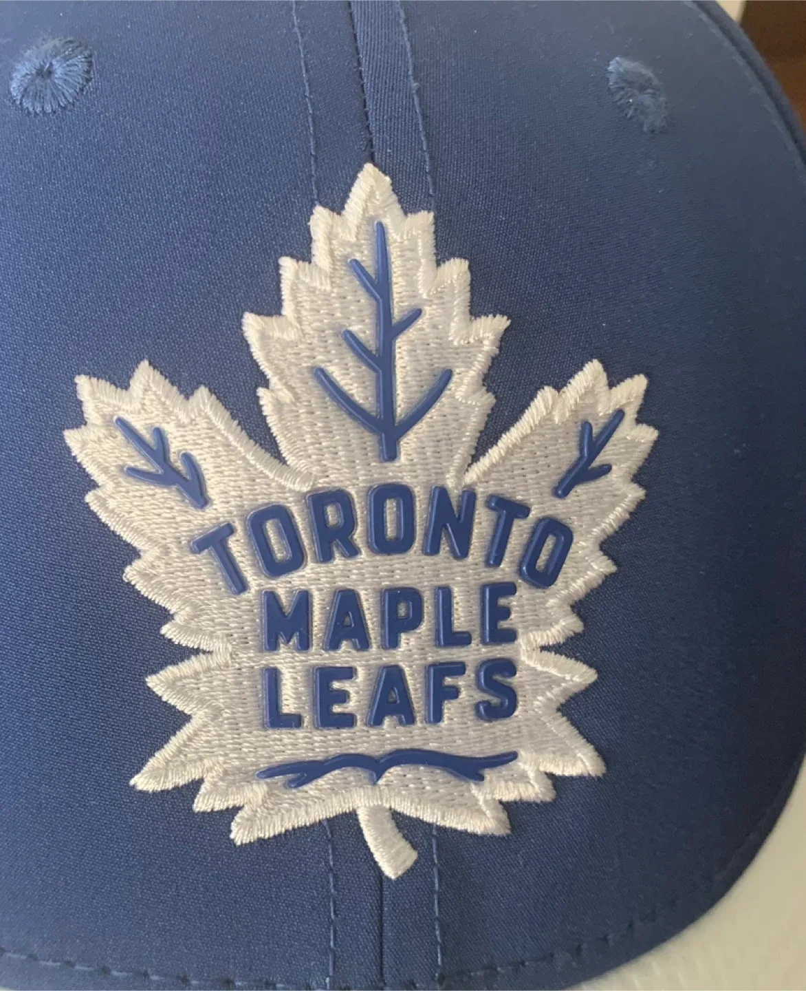 Toronto Maple Leafs Fanatics Stretch Fit Hat (S/M) image indicator(3)