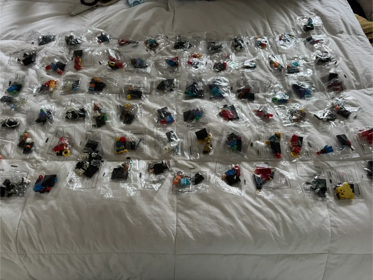 Brand New Lot 74 Sealed Packages Lego figurines Batman Superman thumbnail