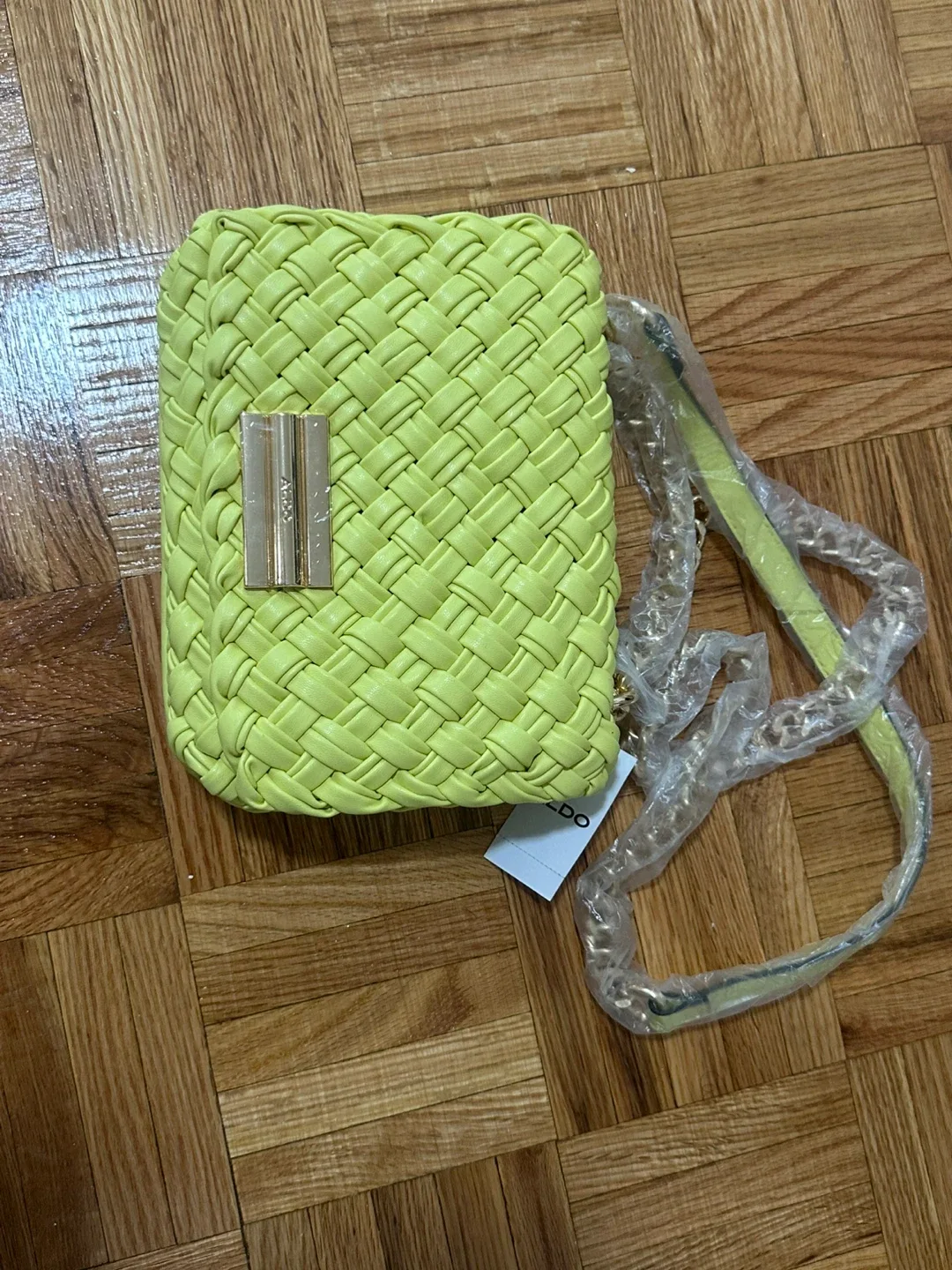 Brand new Aldo Green Crossbody Bag image indicator(2)