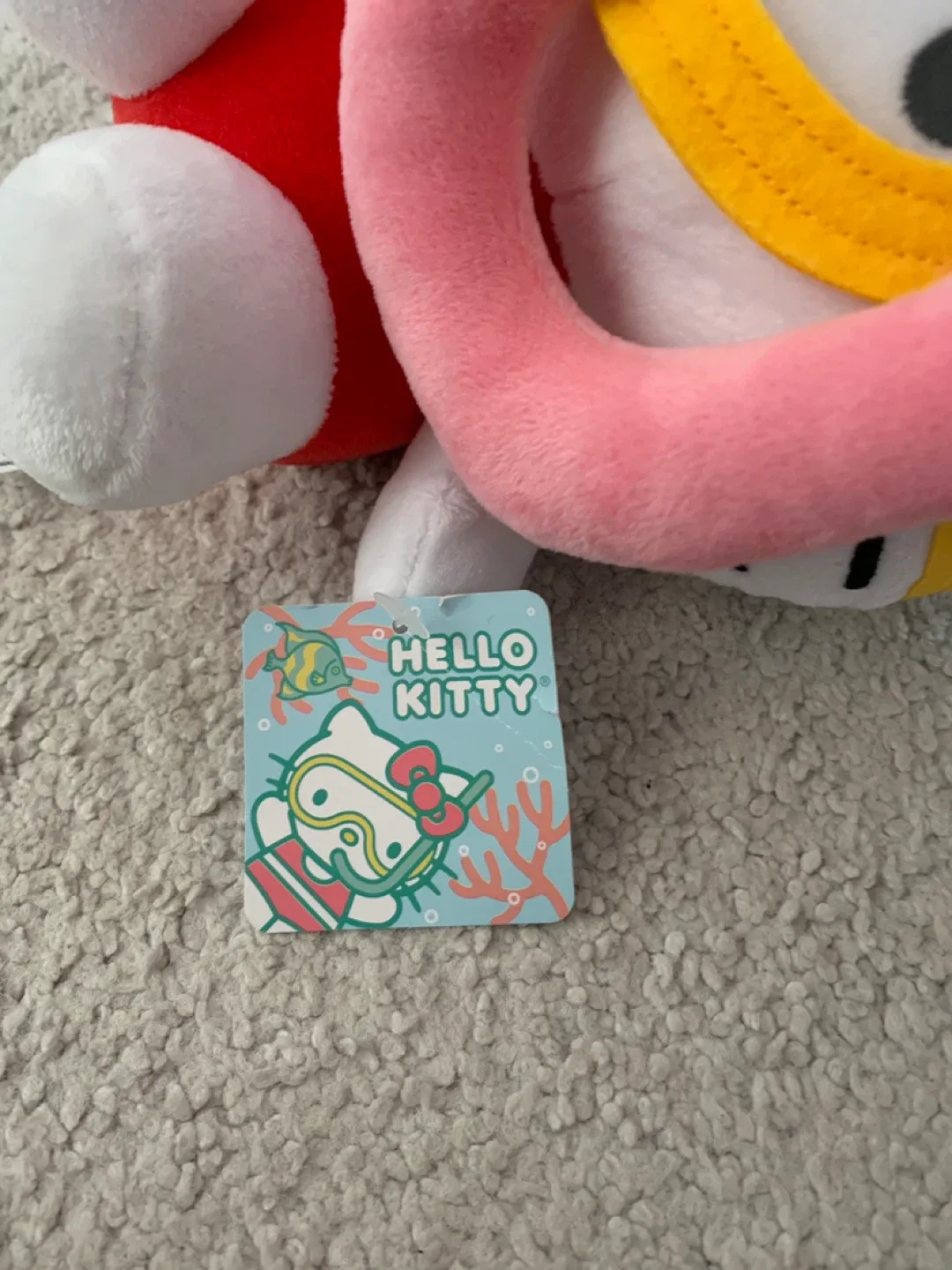 Hello Kitty Scuba Plush image indicator(4)