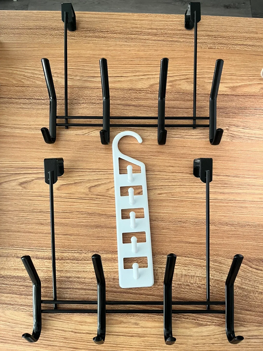 Over the Door Hook Rack - Black image indicator(2)