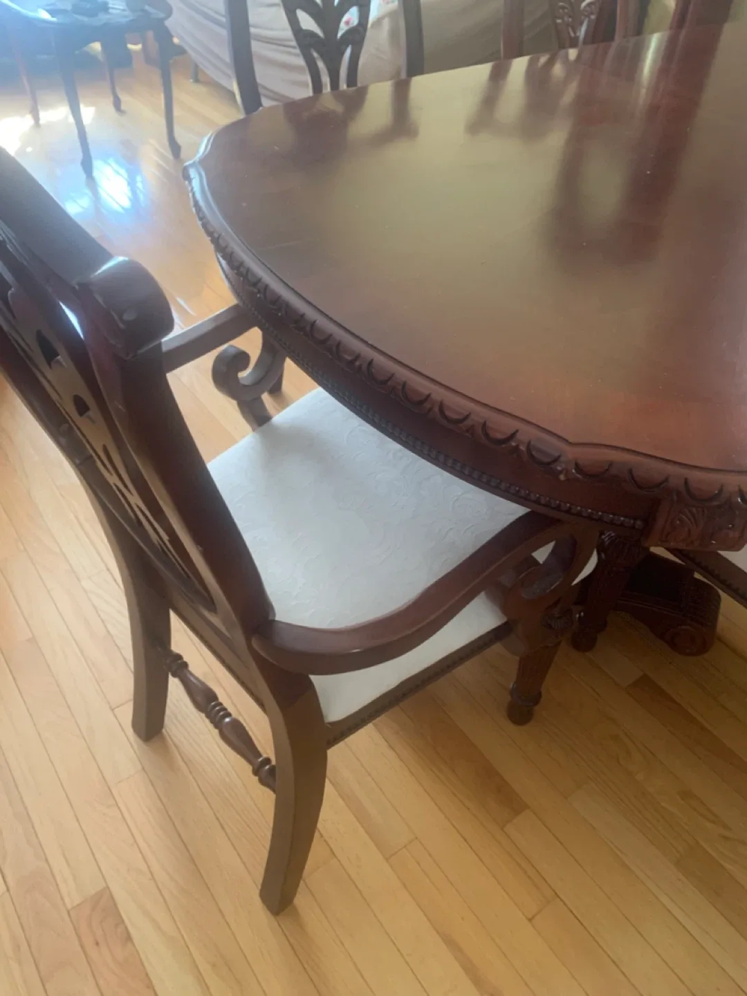 Dining Table with 6 Chairs - Wood image indicator(4)