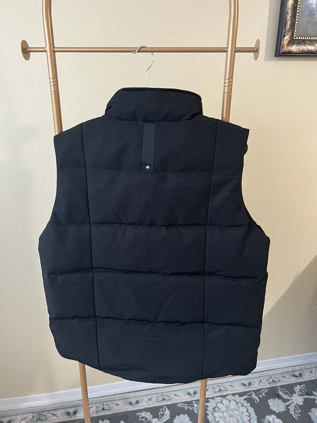 Moose Knuckles Black Padded Vest image indicator(2)