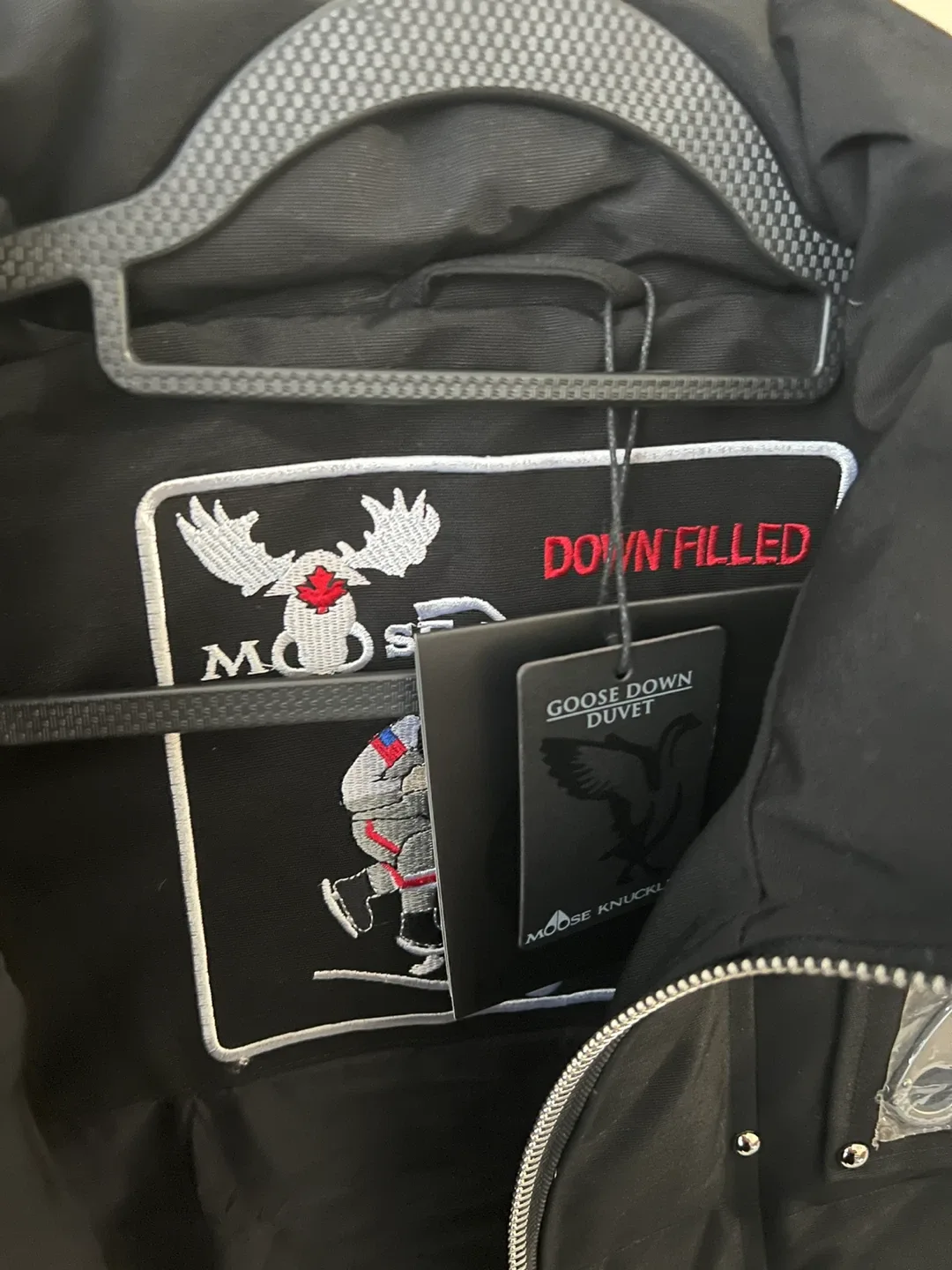 Moose Knuckles Black Padded Vest image indicator(4)