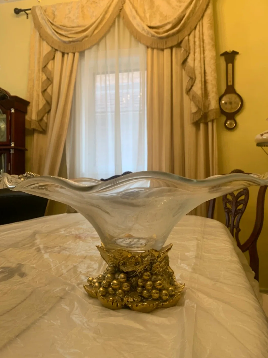 Susy Crystal Bowl with Silver Accents image indicator(4)