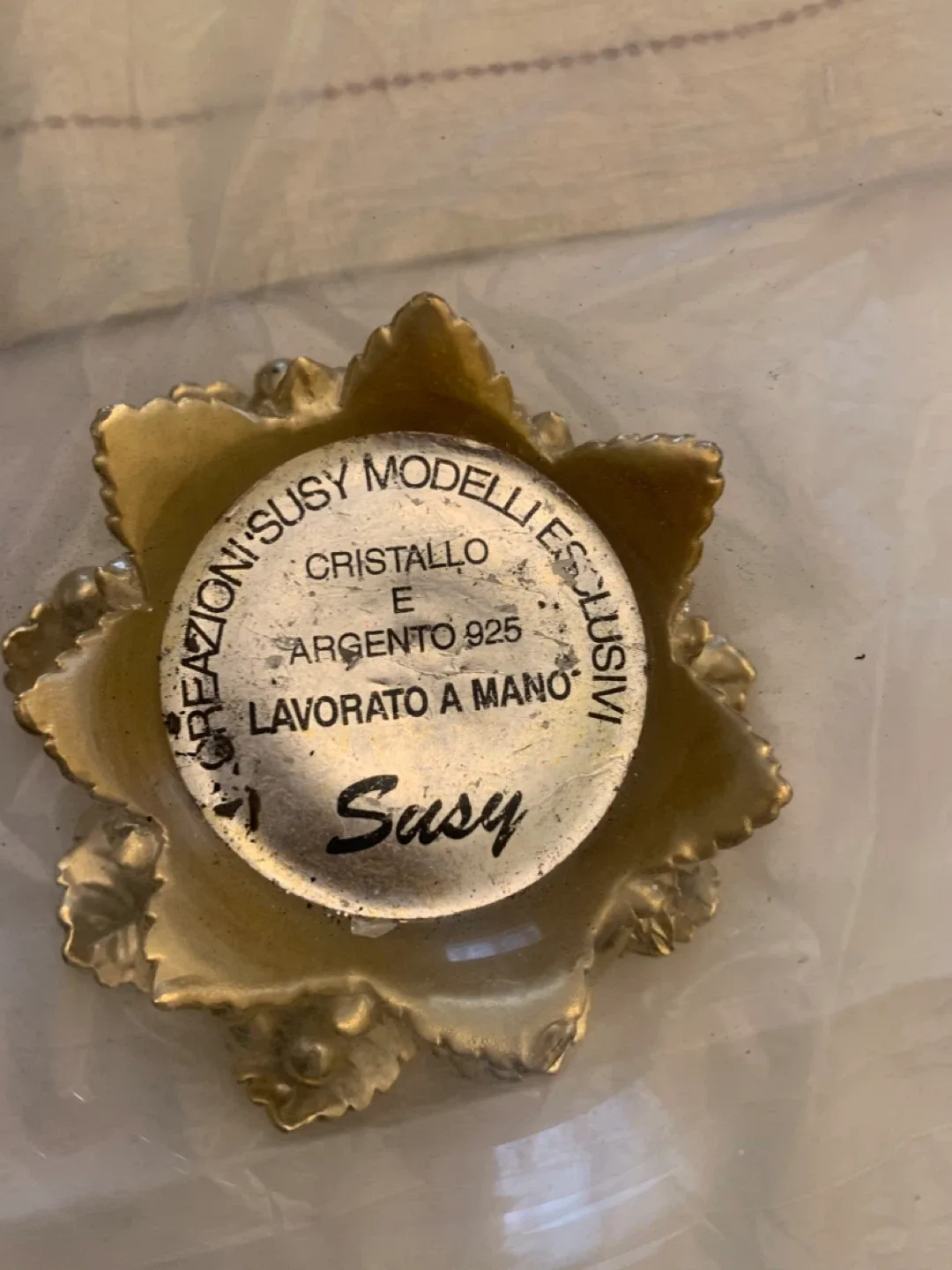 Susy Crystal Bowl with Silver Accents image indicator(2)