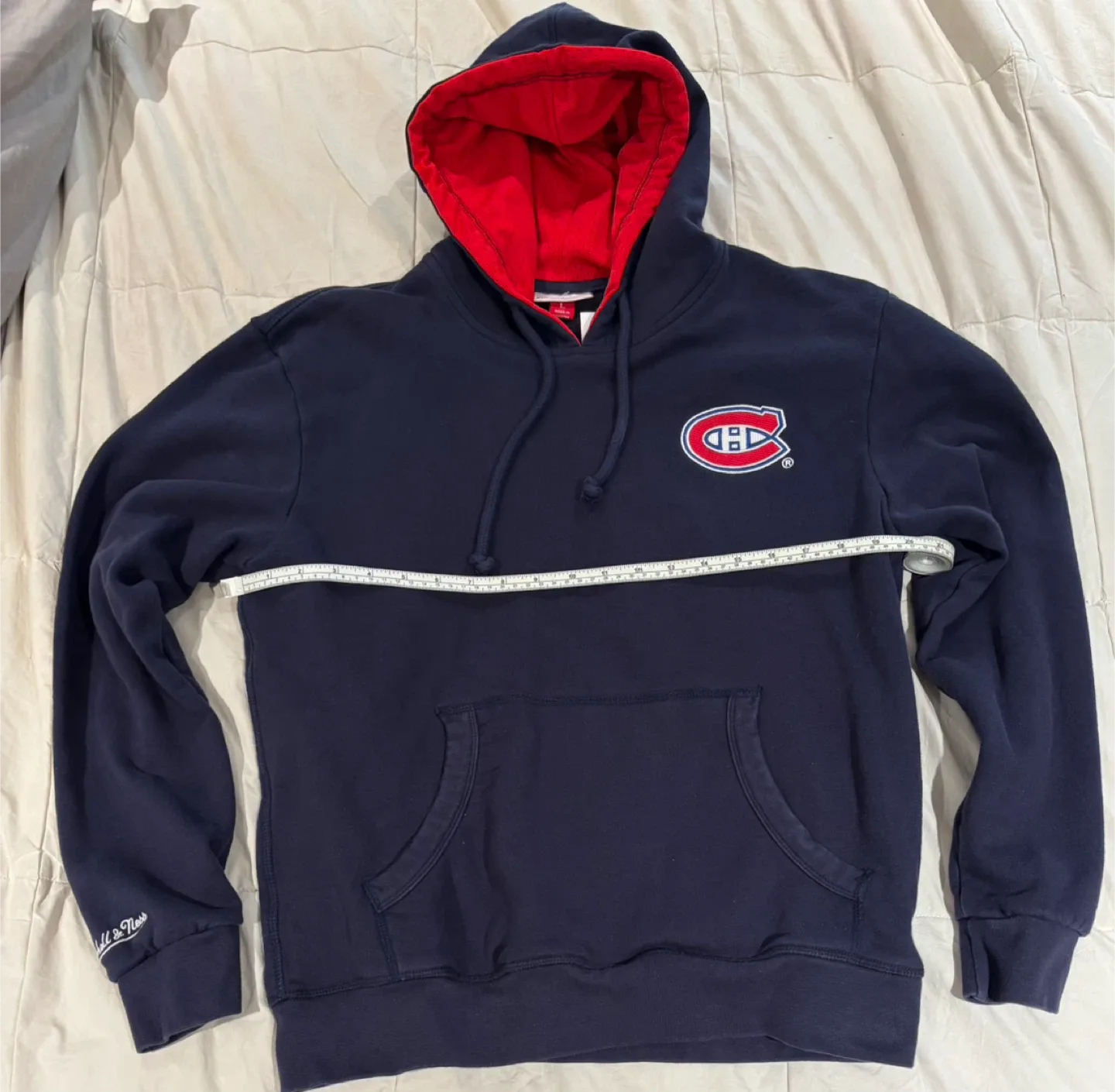 Mitchell & Ness Canadiens Hoodie - Size L image indicator(5)