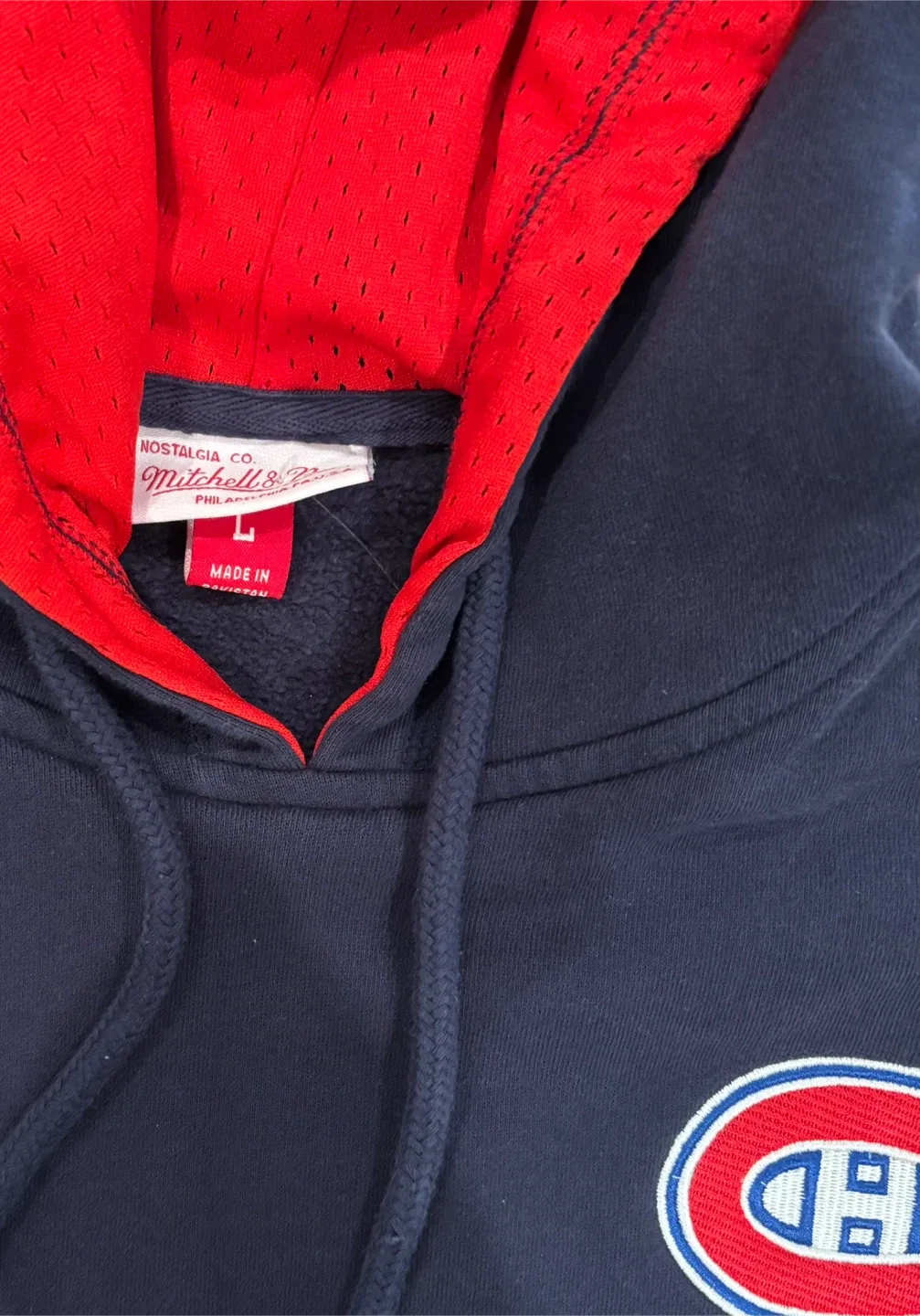 Mitchell & Ness Canadiens Hoodie - Size L image indicator(2)