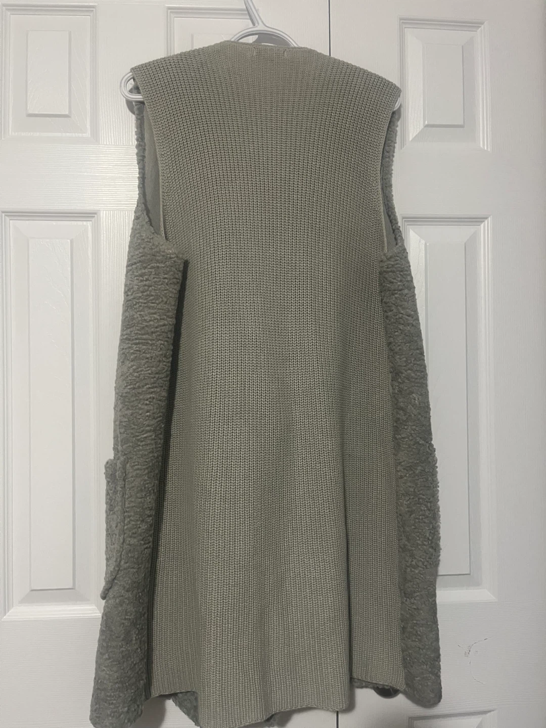 Umgee grey long  Vest - Size L - photo 3