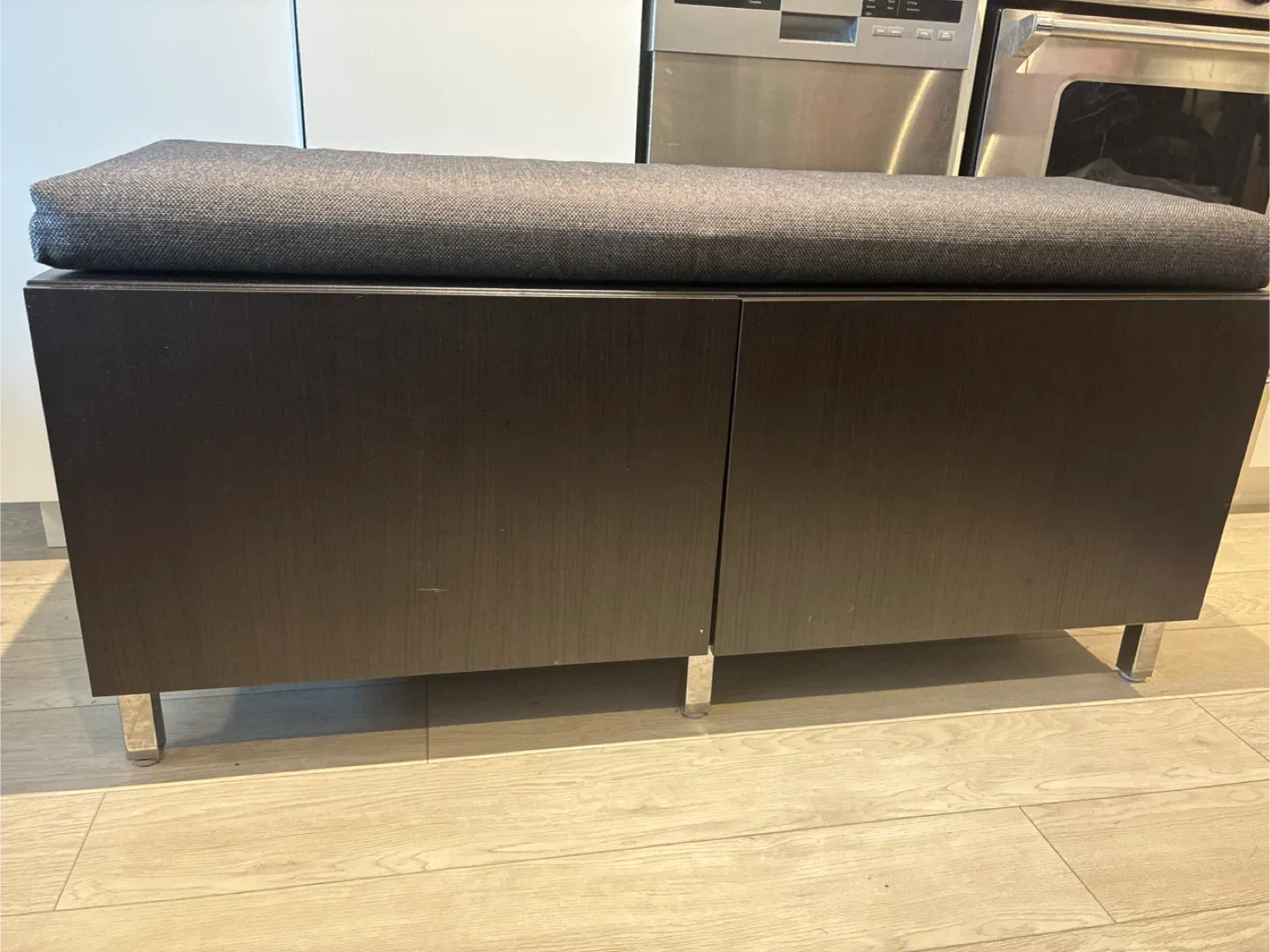 Storage cabinet with Grey Cushion and 2 doors image indicator(3)