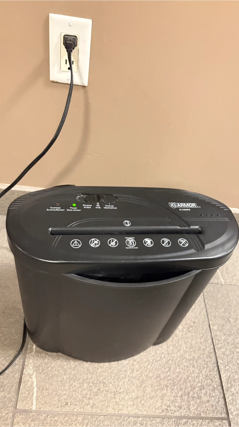ID Armor ID-CS992 Paper Shredder - photo 3