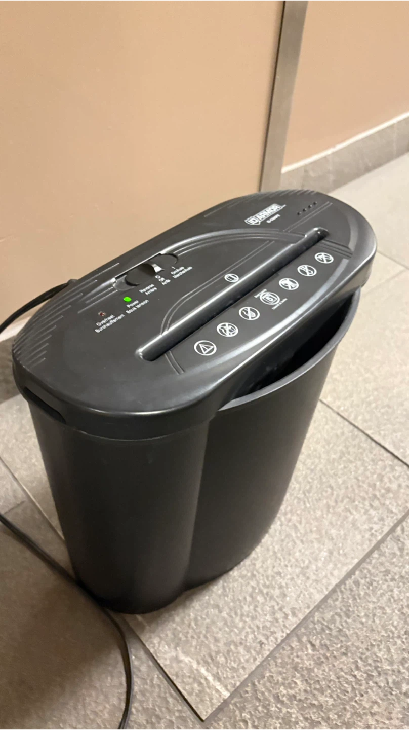 ID Armor ID-CS992 Paper Shredder - photo 2