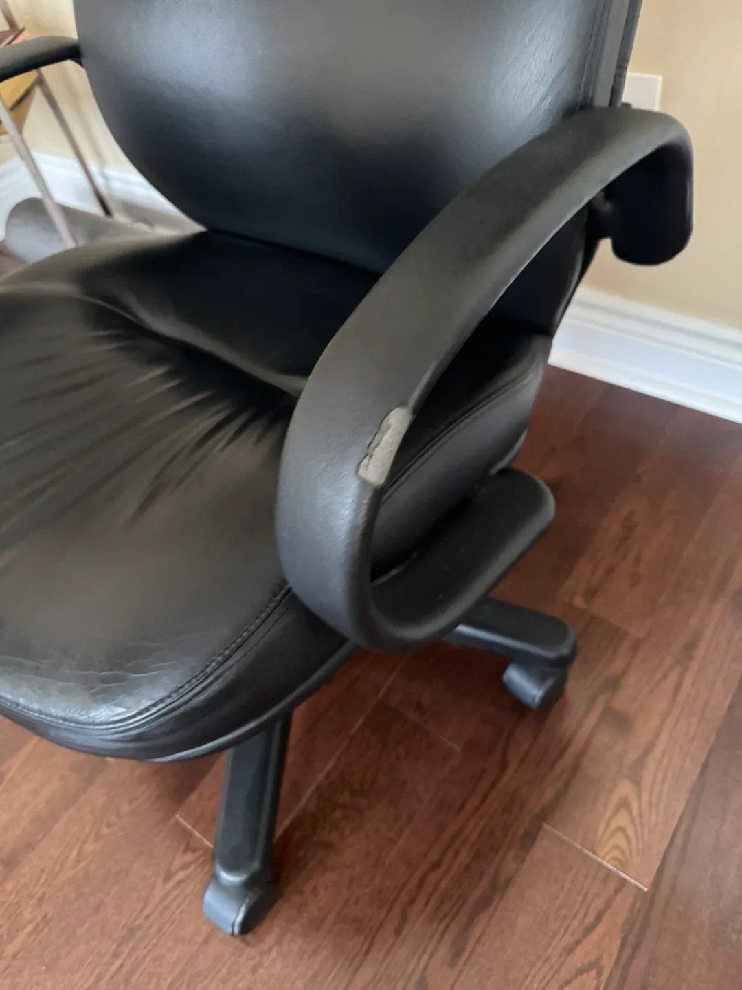 Black Office Chair - Gently Used image indicator(3)