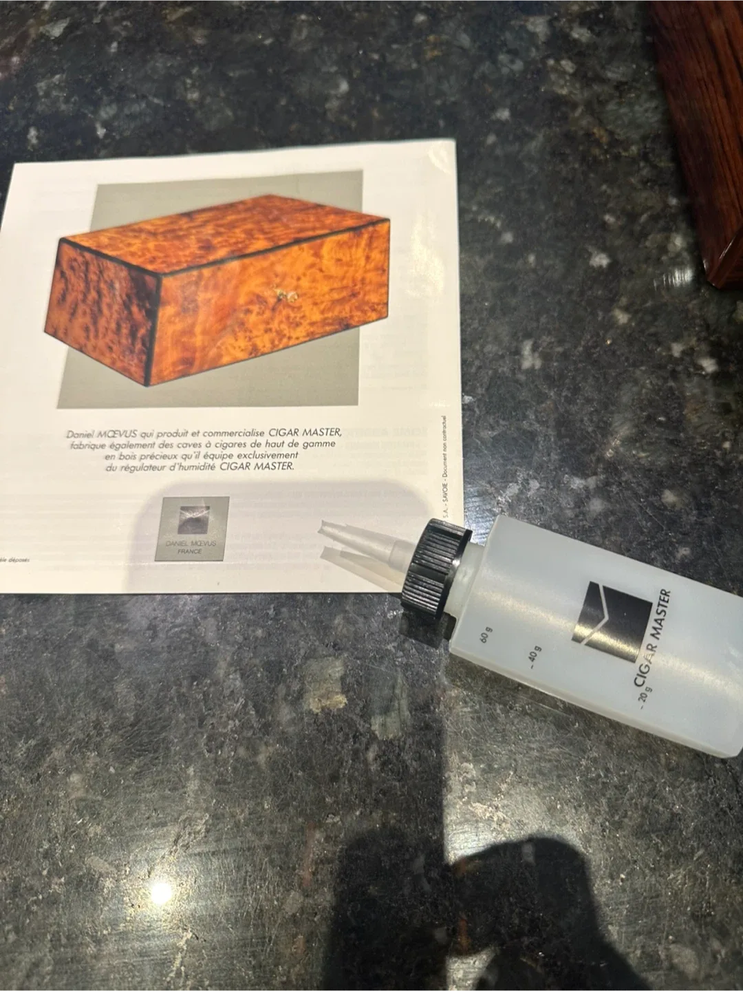 Cigar Master Humidor image indicator(3)