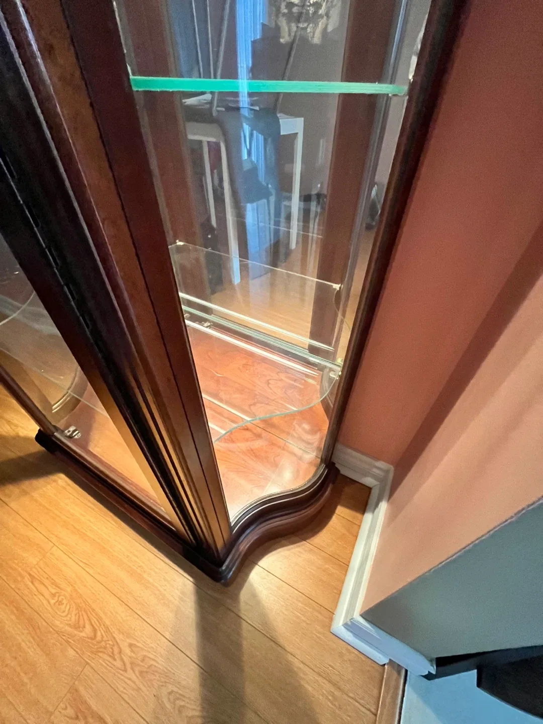 Wooden Display Cabinet image indicator(4)