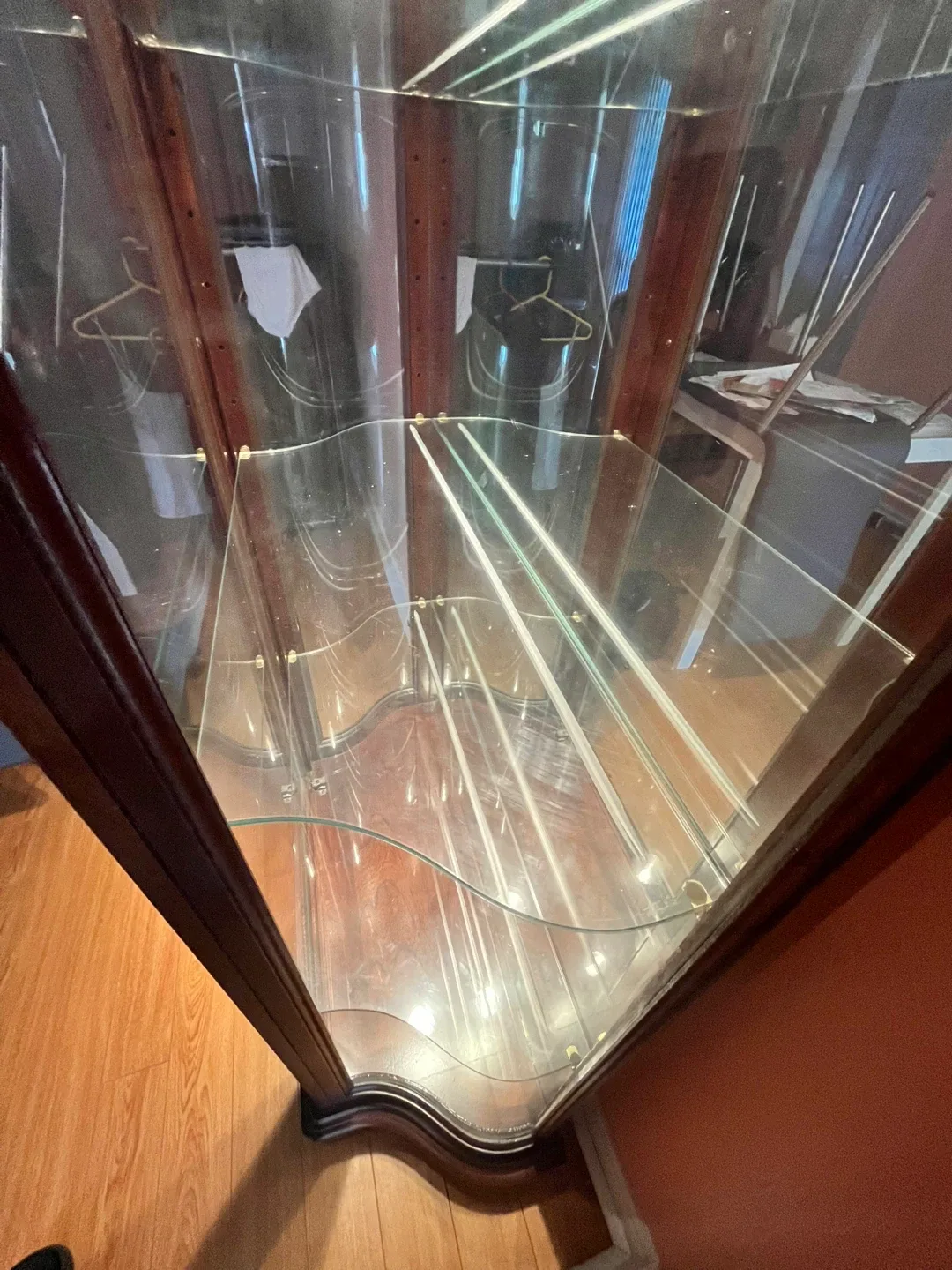 Wooden Display Cabinet image indicator(6)