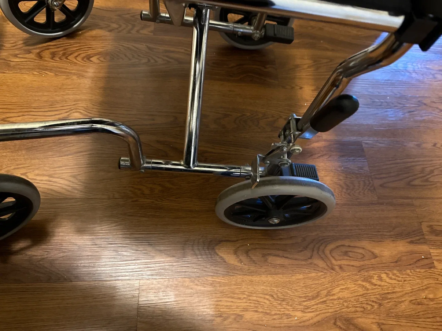 Wheelchair - Lightweight & Portable image indicator(2)