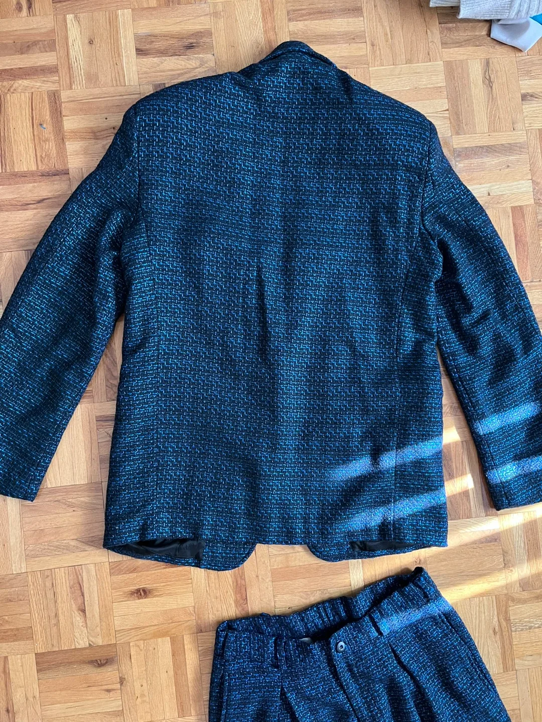 Wool Blend Suit - Blazer & Pants image indicator(6)