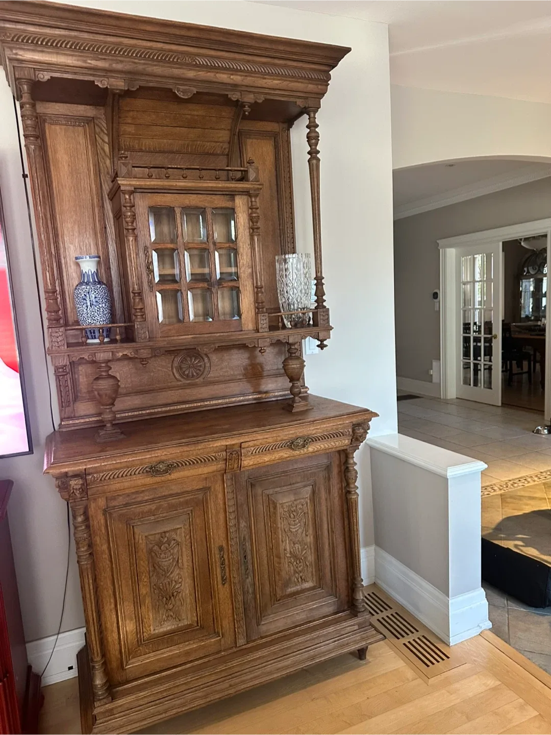 Antique Wooden Hutch Cabinet image indicator(3)