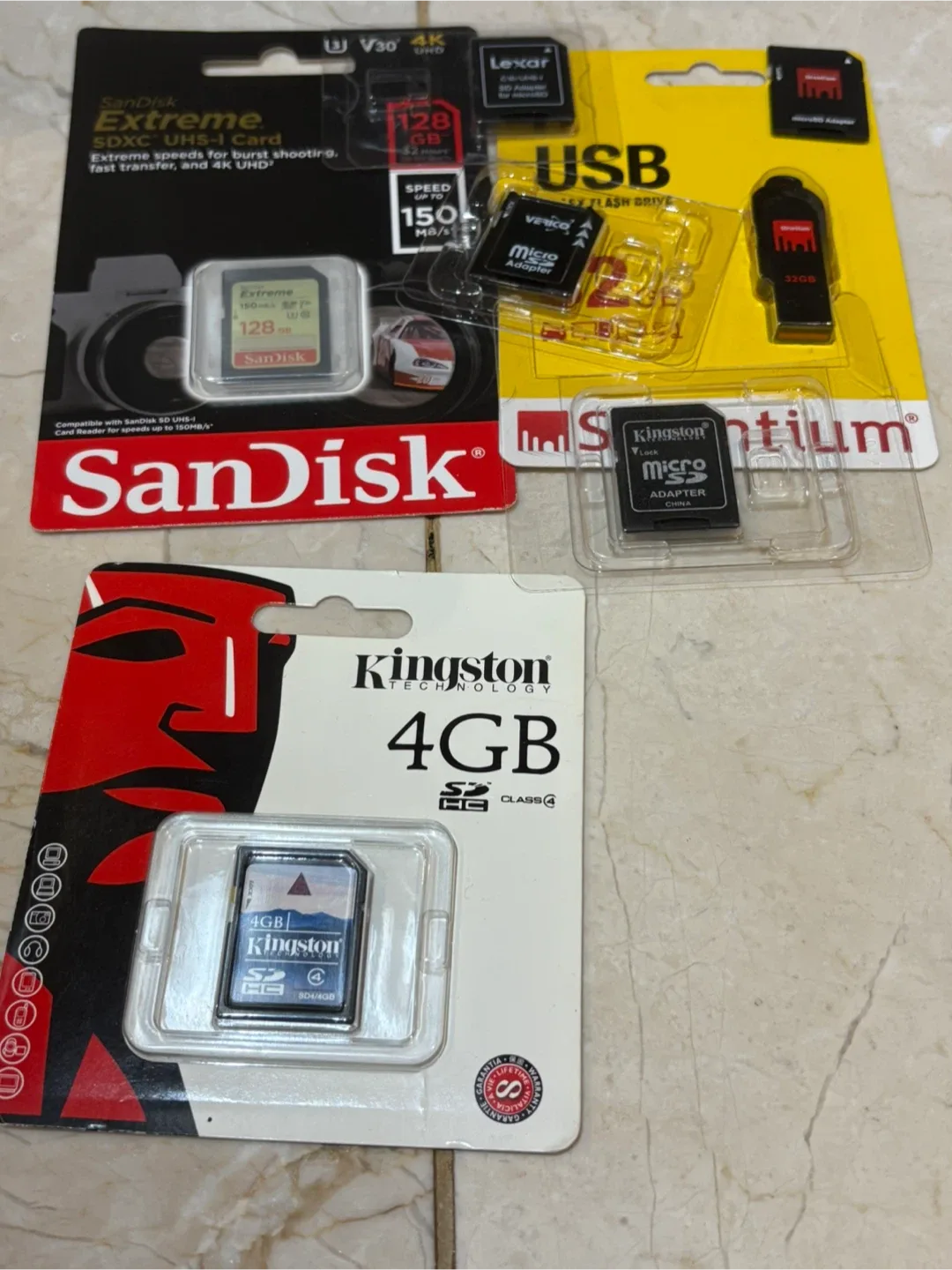 SanDisk Extreme 128GB & Kingston 4GB SD Cards thumbnail