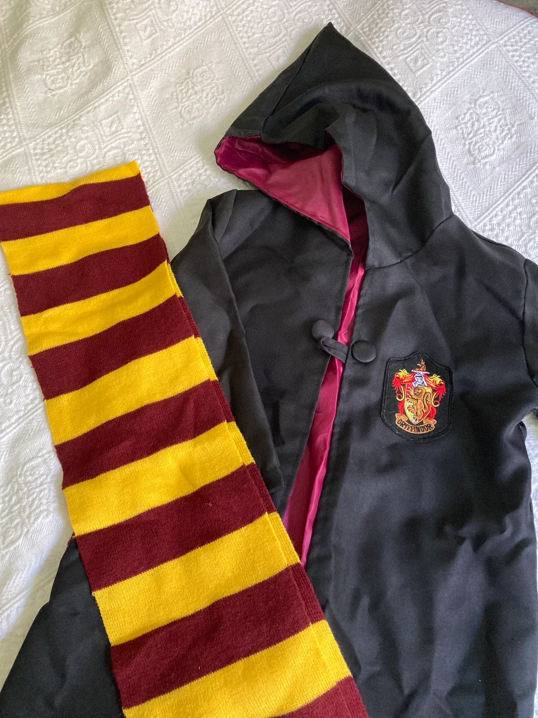 Halloween costume - Harry Potter Gryffindor Robe & Scarf