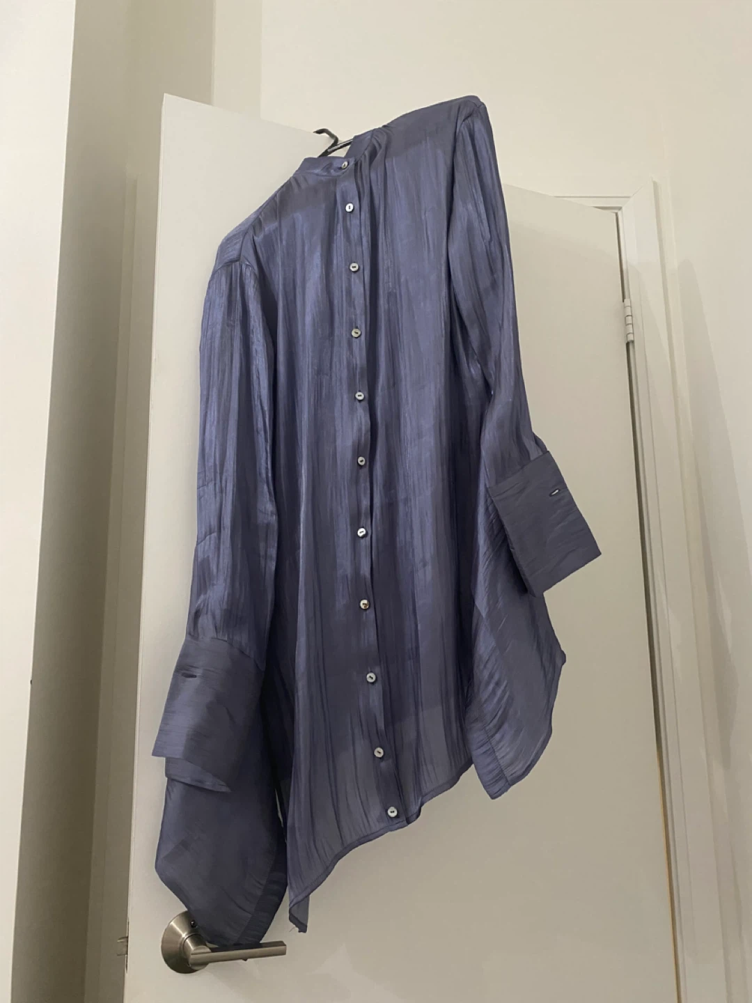 Blouse with Sheen