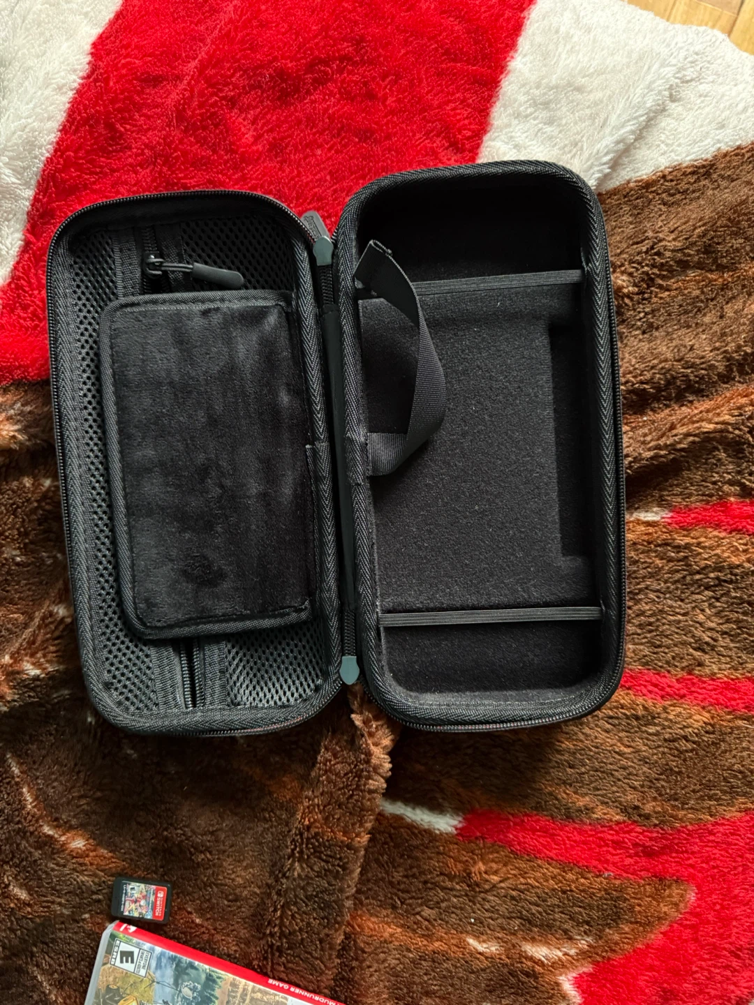 GameStop Nintendo Switch Carrying Case - Black - photo 3