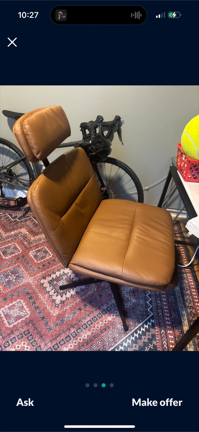 1 leather chair with attached ottoman - photo 2