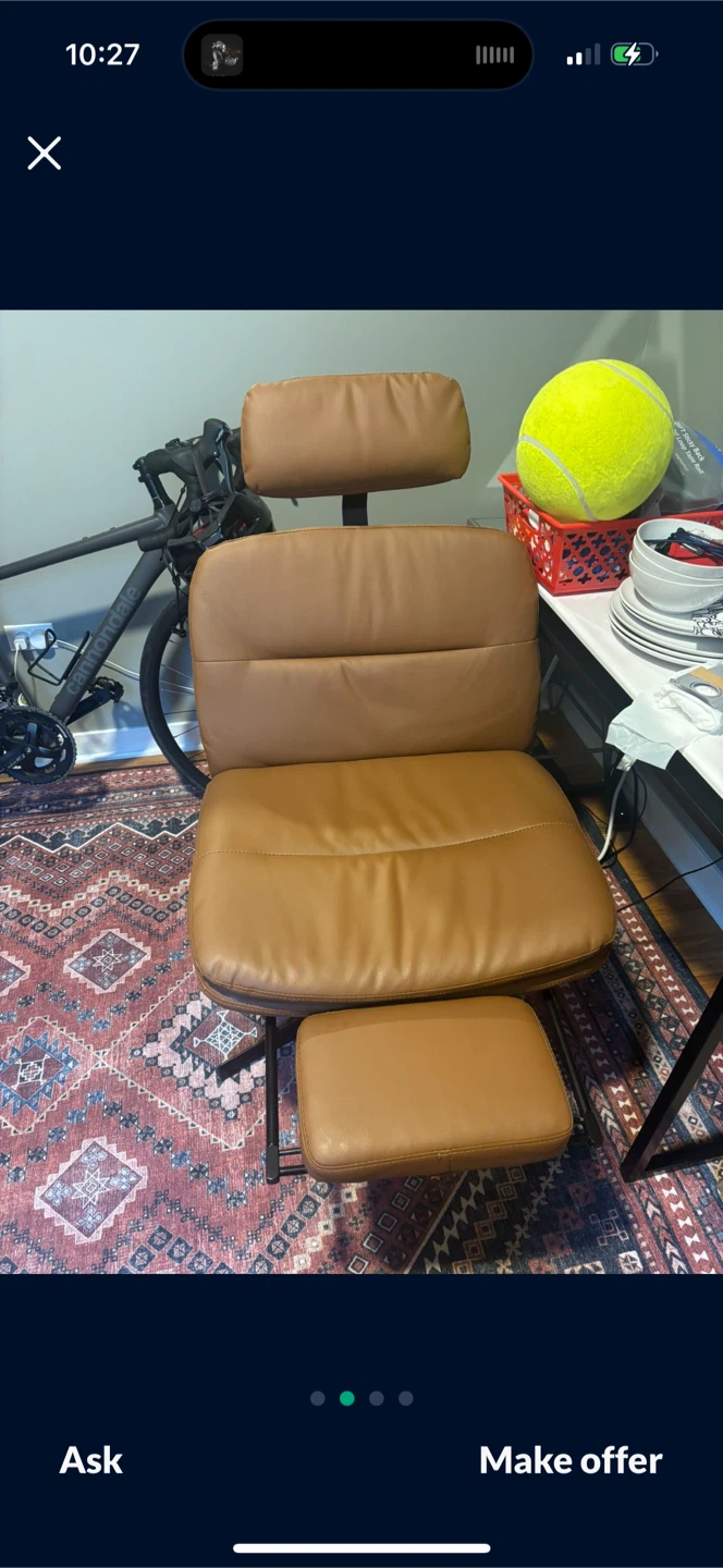 1 leather chair with attached ottoman - photo 3