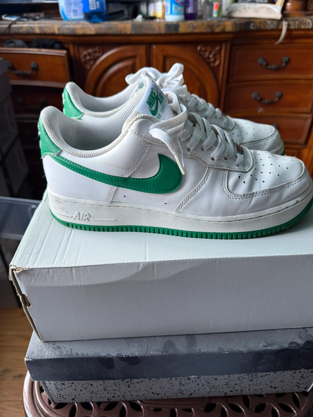 Nike Air Force 1 '07 White/Green, Size 9.5