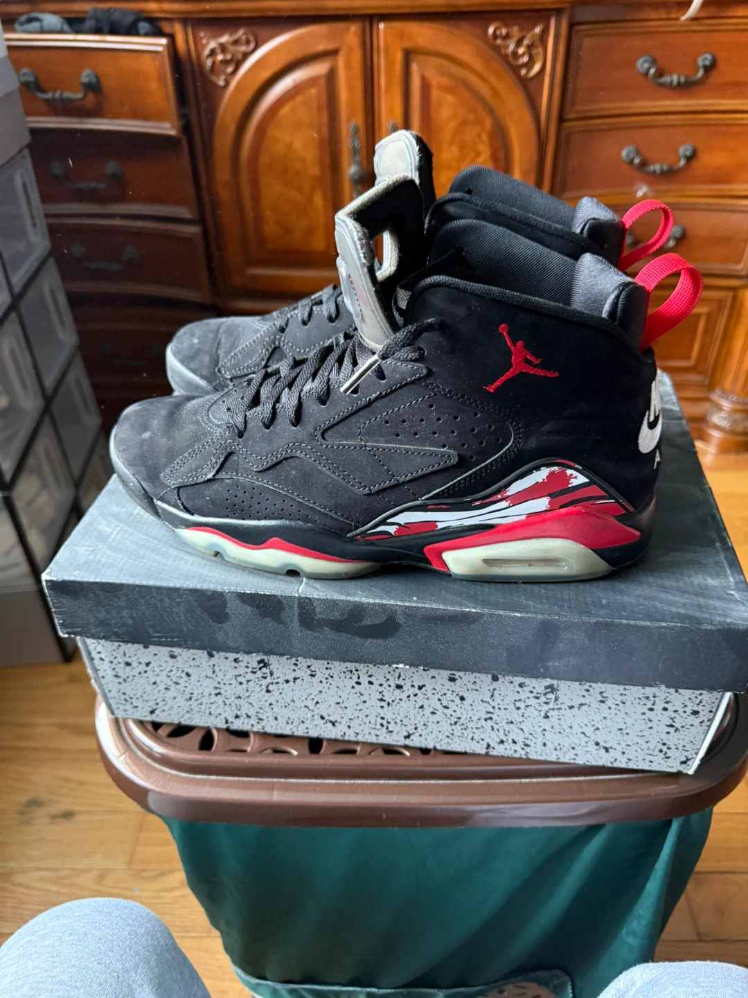 Nike Air Jordan MVP Black/Red Size 9.5 - photo 3