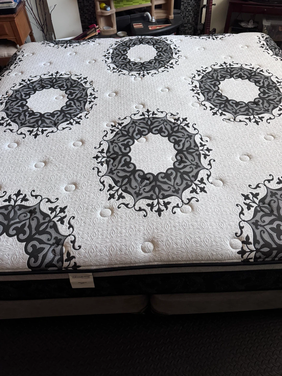 King mattress, box spring and frame - photo 2