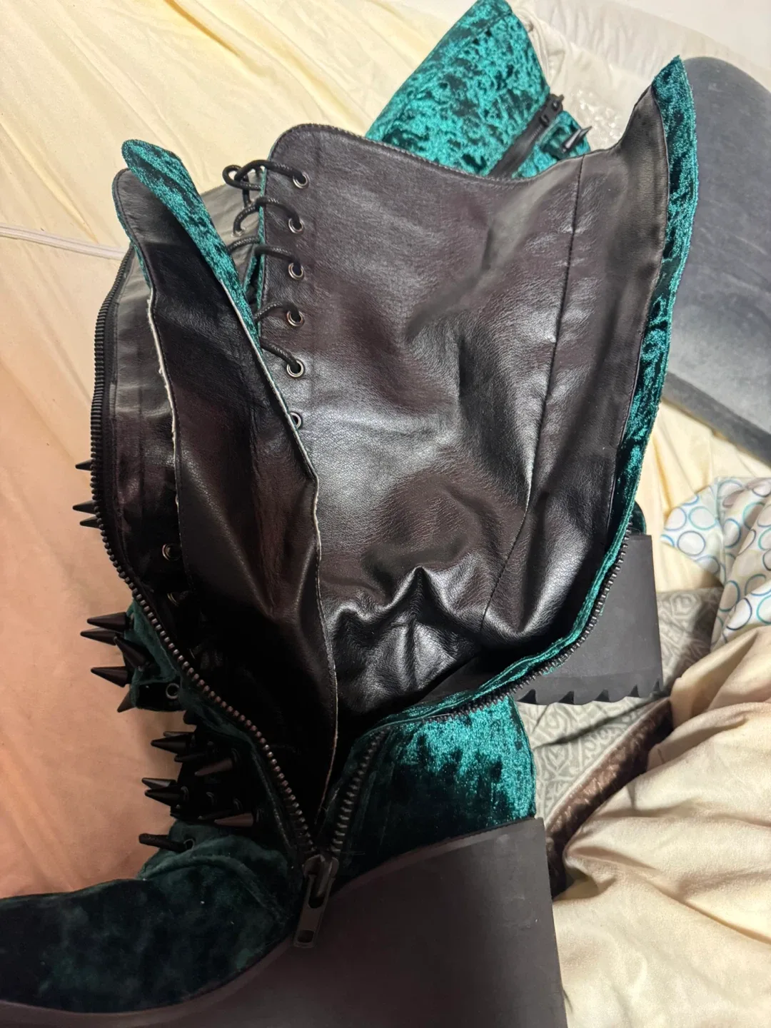 Demonia Stack-301 Velvet Platform Boots - Size 8 image indicator(3)