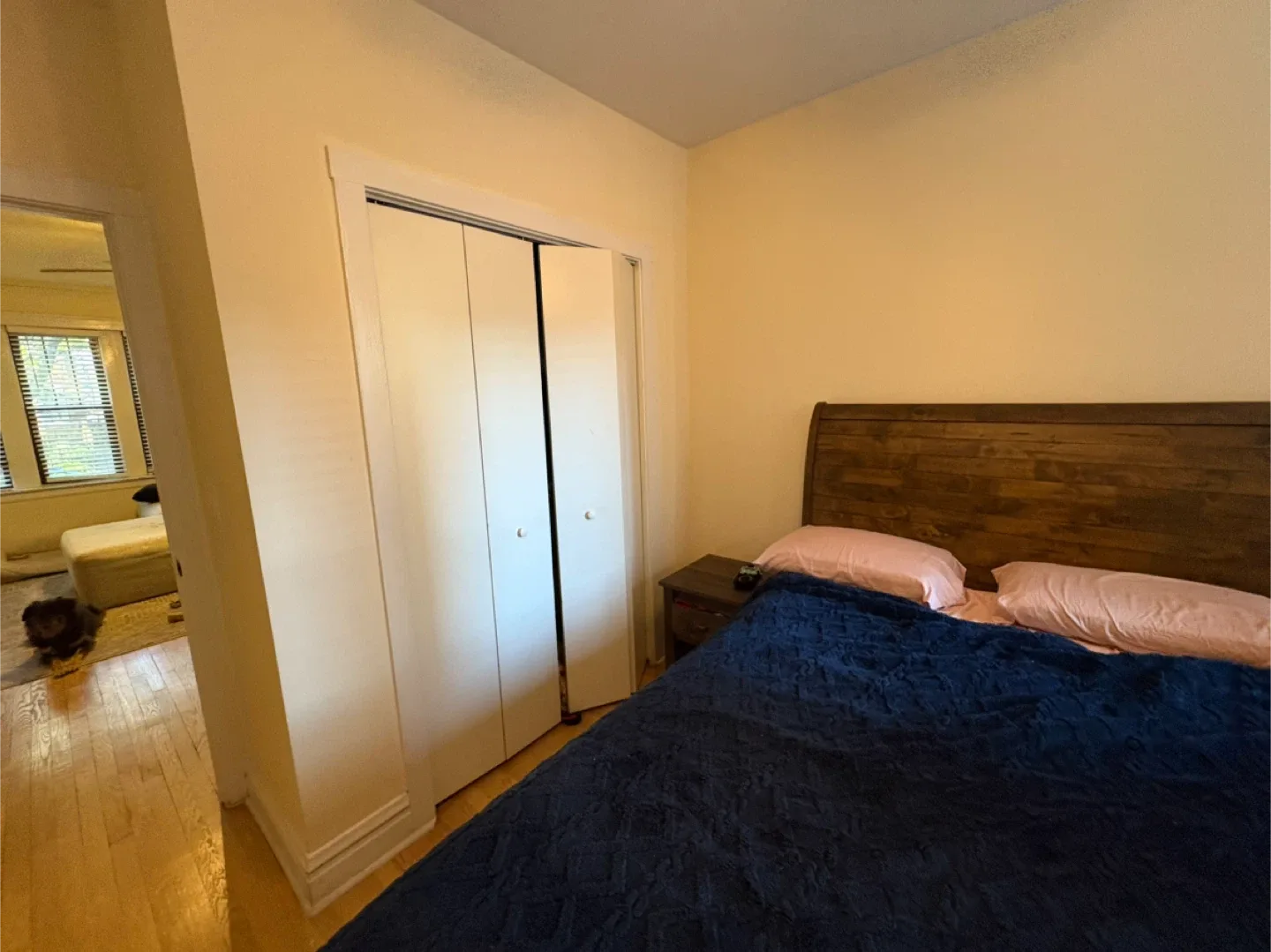 Sublease or brand new lease 2 bed 1 bath Lincoln square image indicator(10)