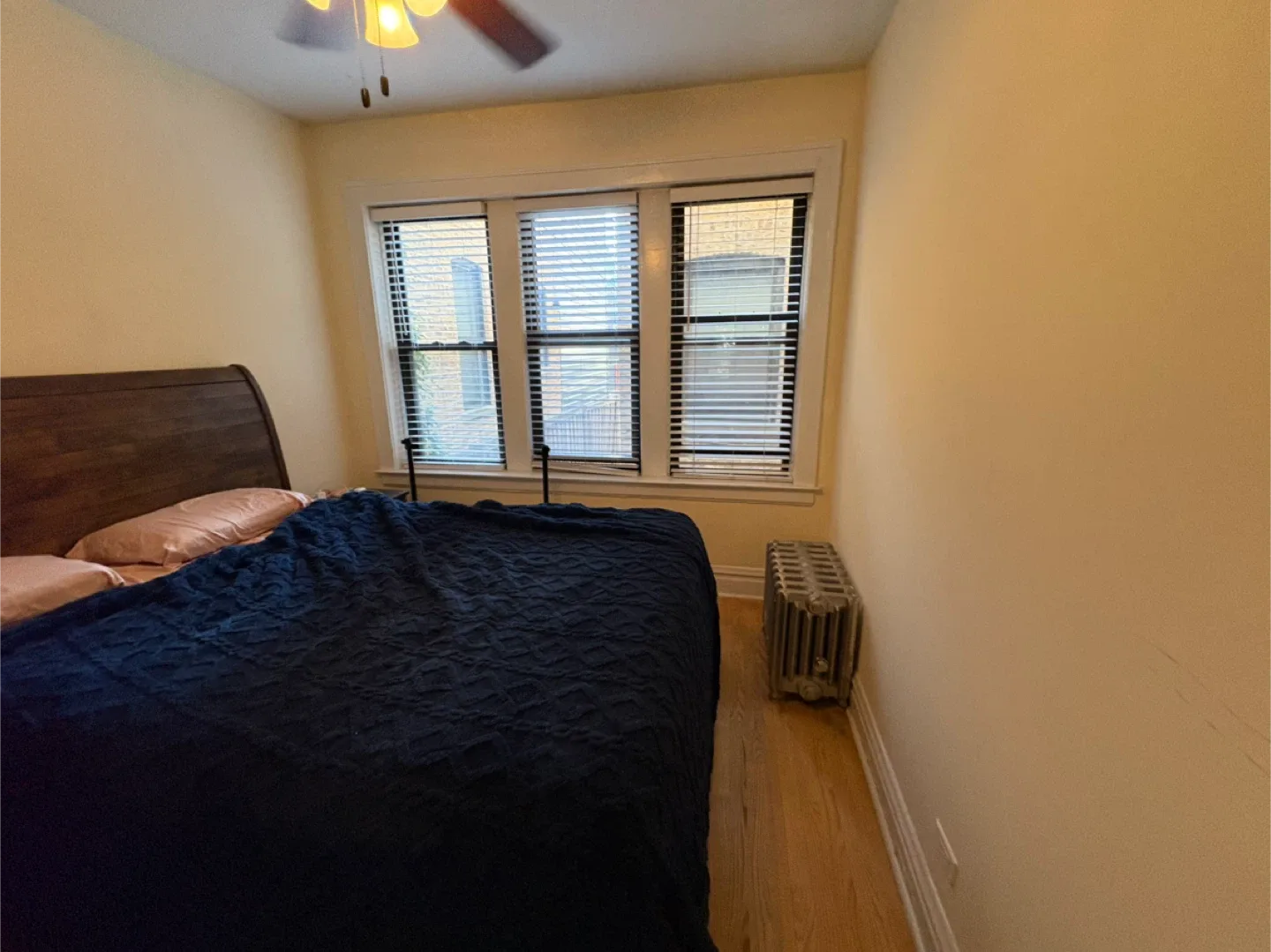 Sublease or brand new lease 2 bed 1 bath Lincoln square image indicator(9)