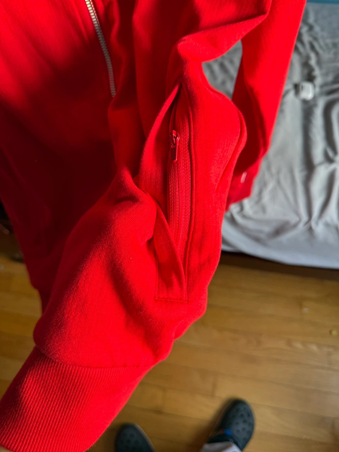 Puma Ferrari Red Hoodie - Size M - photo 5