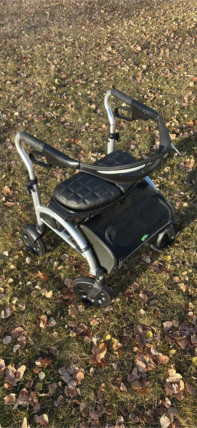 Evolution Expresso Zero Walker with Seat & Basket - photo 2