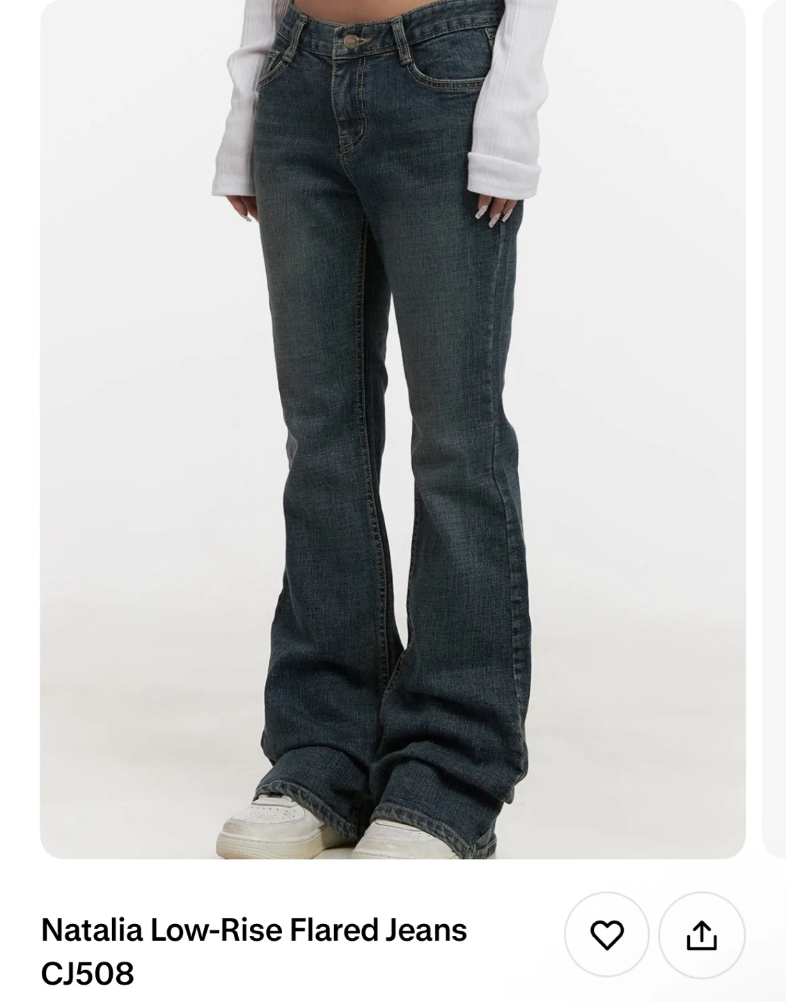 Brand new Korean Low-Rise Flared Jeans, Size S